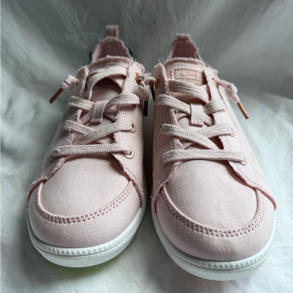 BOBS from Skechers Shoes - Skechers BOBS B Cute 2.0 - Light Pink (LTP)
Brand New with Tags (NWT)